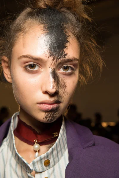 Look 38